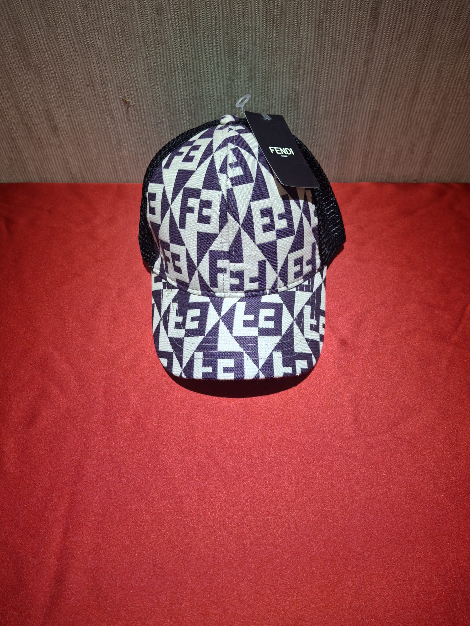 İthal Fendi Şapka